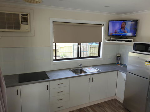 Beachcomber Holiday Units - Port Augusta Accommodation 4