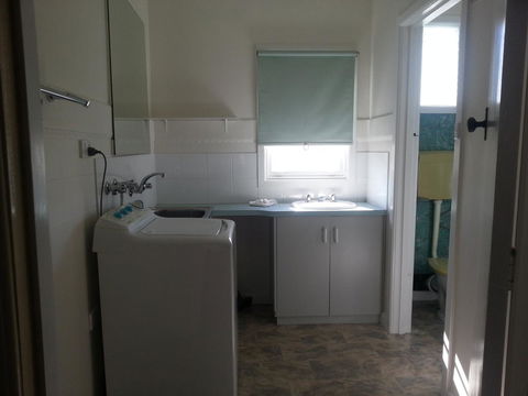 Beachcomber Holiday Units - Port Augusta Accommodation 39