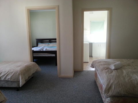 Beachcomber Holiday Units - Port Augusta Accommodation 40