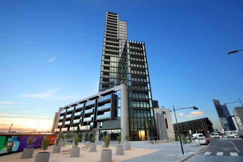 Orange Stay At Collins Wharf - Port Augusta Accommodation 2