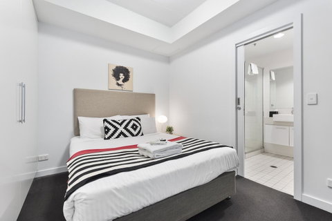 Docklands Private Collection - City Harbour Apartments - Port Augusta Accommodation 19