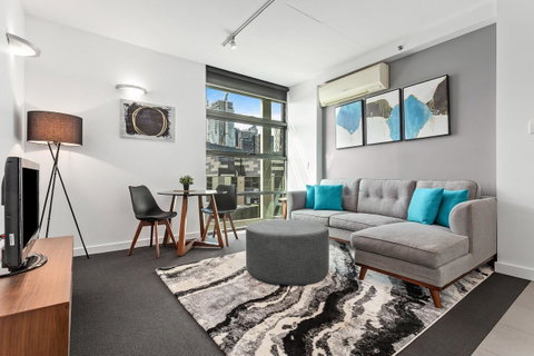 Docklands Private Collection - City Harbour Apartments - Port Augusta Accommodation 7
