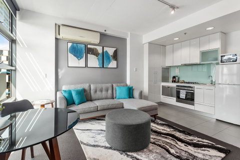 Docklands Private Collection - City Harbour Apartments - Port Augusta Accommodation 5