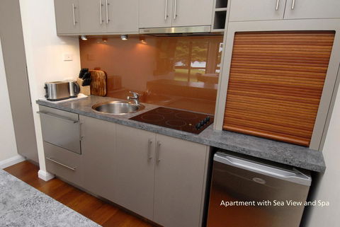 Seascape Accommodation - Port Augusta Accommodation 3
