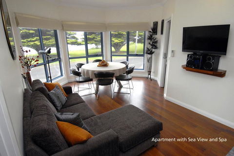 Seascape Accommodation - Port Augusta Accommodation 1
