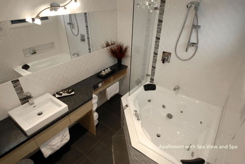 Seascape Accommodation - Port Augusta Accommodation 2