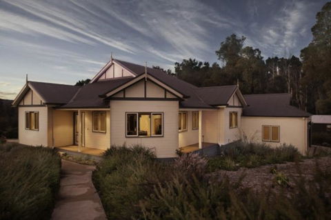 Lithgow Falls Marysville - Port Augusta Accommodation 0