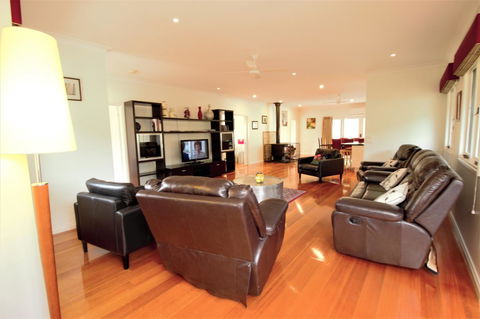 Lithgow Falls Marysville - Port Augusta Accommodation 4