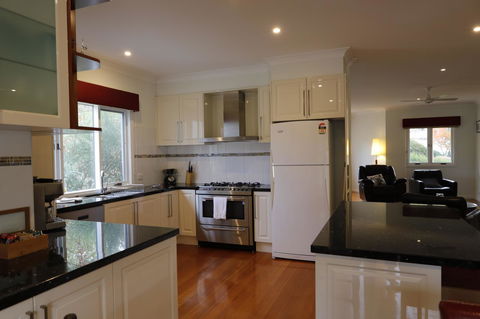 Lithgow Falls Marysville - Port Augusta Accommodation 2