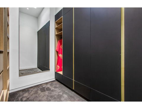 Ultimate Luxury Penthouse From The Block - Port Augusta Accommodation 13