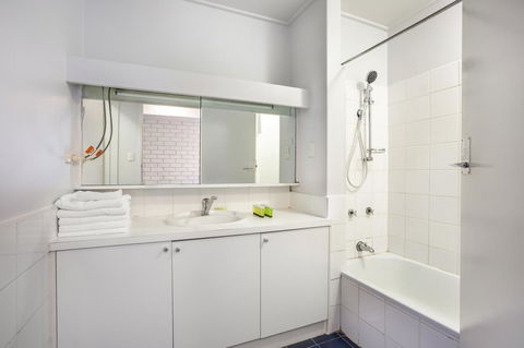 Burvale Hotel - Port Augusta Accommodation 1