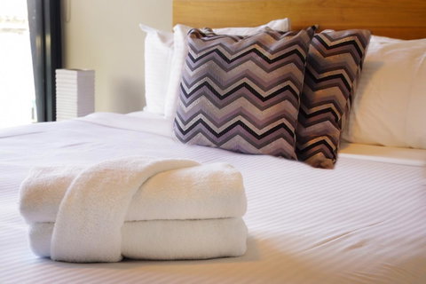 Accent Accommodation@Docklands - Port Augusta Accommodation 5