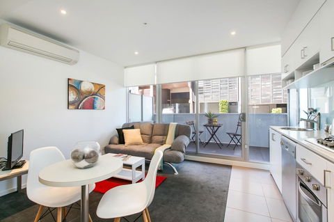 Complete Host The River Apartments - Port Augusta Accommodation 5