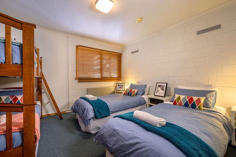 FOUNTAINS 3, Mount Hotham - Port Augusta Accommodation 6