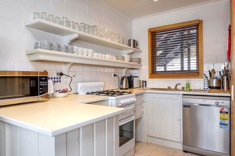 FOUNTAINS 3, Mount Hotham - Port Augusta Accommodation 9
