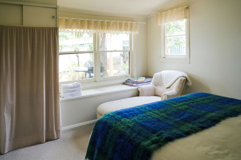 Miss Pym's Cottage - Port Augusta Accommodation 17
