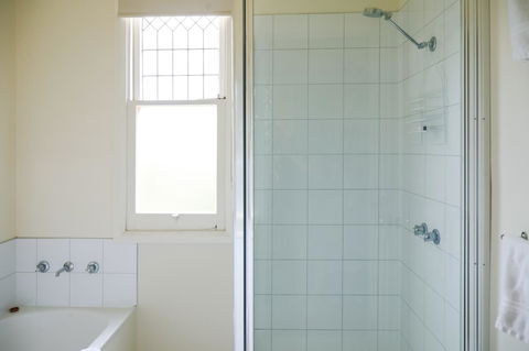 Miss Pym's Cottage - Port Augusta Accommodation 9
