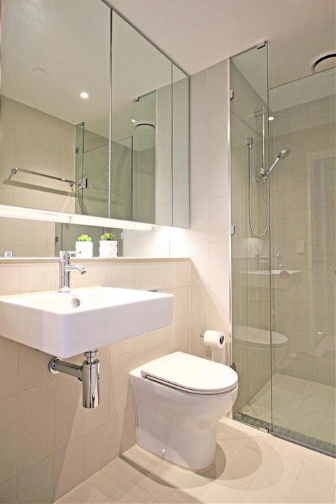 Auzzie Apartments Docklands, Melbourne - Port Augusta Accommodation 9