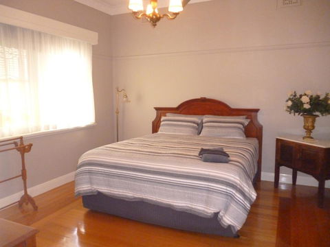 HogmortHomes Neale Street - Port Augusta Accommodation 2