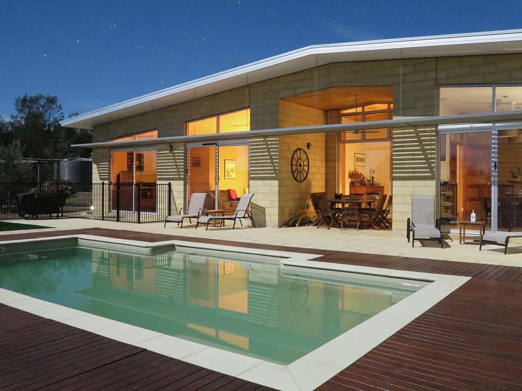 Sedgwick VIC Port Augusta Accommodation