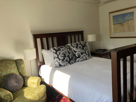 The Corner Hotel Alexandra - Port Augusta Accommodation 2