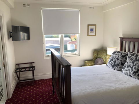 The Corner Hotel Alexandra - Port Augusta Accommodation 1