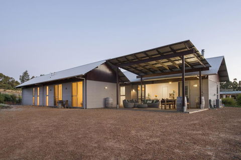 The Deck - Port Augusta Accommodation 3