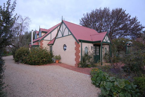 The Dove Cote - Port Augusta Accommodation 0