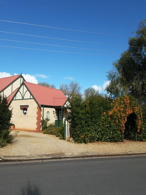 The Dove Cote - Port Augusta Accommodation 3
