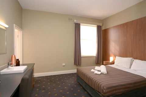 The Formby Hotel - Port Augusta Accommodation 0
