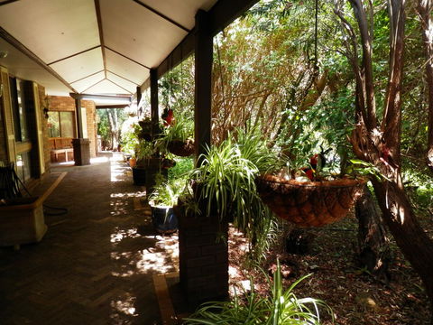 The Hideaway Luxury B&B Retreat - Port Augusta Accommodation 2