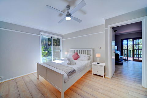 The Hillside Cottage - Port Augusta Accommodation 3