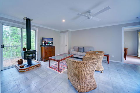 The Hillside Villa - Port Augusta Accommodation 2