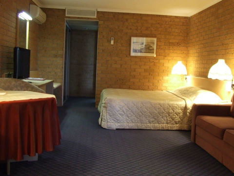 The John Hunter Motel - Port Augusta Accommodation 3