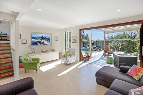The Lighthouse, Noosa Hill - Port Augusta Accommodation 2