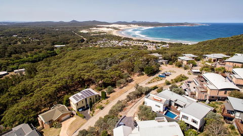 The Lookout - Ultra Modern And Luxurious - Port Augusta Accommodation 3