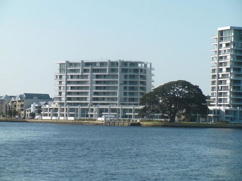The Point Mandurah Apartment - Port Augusta Accommodation 0