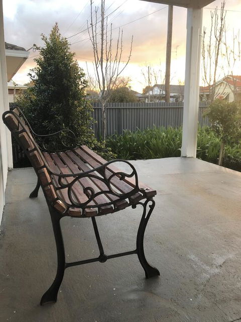 The Rested Guest 3 Bedroom Cottage West Wyalong - Port Augusta Accommodation 2