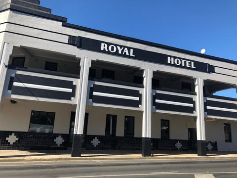 The Royal Hotel, Drouin - Port Augusta Accommodation 1