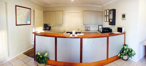 The Saltbush Motor Inn - Port Augusta Accommodation 1