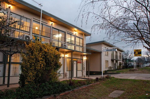 The Swiss Motel - Port Augusta Accommodation 0