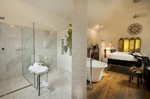 The Villa - Port Augusta Accommodation 3
