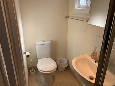 Thornleigh Garden View, Comfortable & Tranquil - Port Augusta Accommodation 3