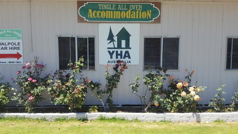 Tingle All Over Budget Accommodation - Port Augusta Accommodation 0