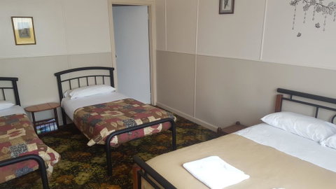 Tingle All Over Budget Accommodation - Port Augusta Accommodation 2