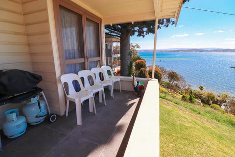 Tommy's Lakehouse - Port Augusta Accommodation 0