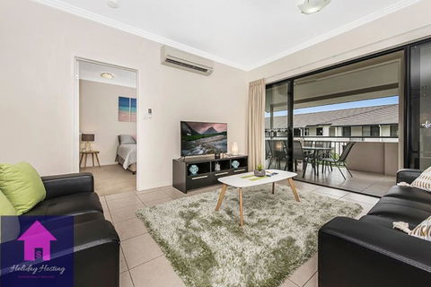 Townsville Luxury Spacious Apt 3 BR-2BTH Pools - Port Augusta Accommodation 1