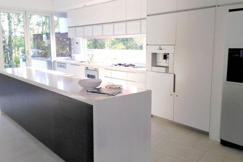 Tranquil Noosa Heads Luxury Home With Private Pool - Gym Tennis & Golf - Port Augusta Accommodation 2