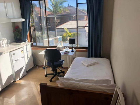 Traveler's Affordable Studio Unit (Beverly Hills) - Port Augusta Accommodation 2