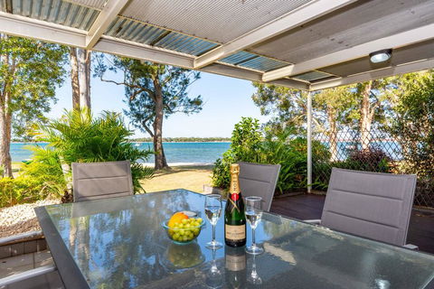 TREAT YOURSELF To Something Special! - Port Augusta Accommodation 0